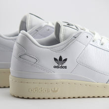 Cargar imagen en el visor de la galería, ADIDAS FORUM 84 LOW ADV