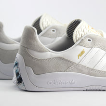 Cargar imagen en el visor de la galería, ADIDAS PUIG