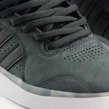 Cargar imagen en el visor de la galería, ADIDAS TYSHAWN