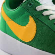 Cargar imagen en el visor de la galería, NIKE SB BLAZER LOW PRO GT