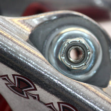 Cargar imagen en el visor de la galería, INDEPENDENT Stage 11 Hollow Lopez Crosses 144'