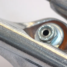 Cargar imagen en el visor de la galería, INDEPENDENT Stage 11 Hollow Black and White 144'