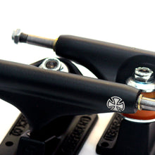 Cargar imagen en el visor de la galería, INDEPENDENT Stage 11 Dual Cross Flat Black 139'