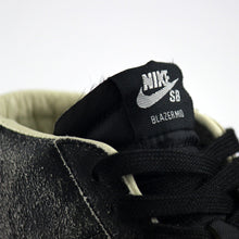 Cargar imagen en el visor de la galería, NIKE SB BLAZER MID PRM