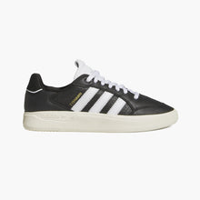 Cargar imagen en el visor de la galería, ADIDAS TYSHAWN LOW
