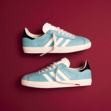 Cargar imagen en el visor de la galería, ADIDAS GAZELLE ADV - MNUFC - FAMILIA
