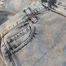 Cargar imagen en el visor de la galería, CARHARTT WIP Landon Short
