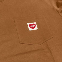 Cargar imagen en el visor de la galería, CARHARTT WIP S/S Pocket Heart T-Shirt
