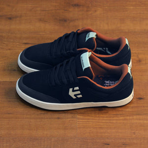 ETNIES MARANA