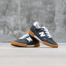 Cargar imagen en el visor de la galería, NEW BALANCE NUMERIC NM600 PWG
