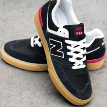 Cargar imagen en el visor de la galería, NEW BALANCE NUMERIC NM574 VBA
