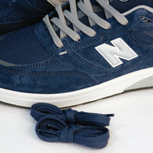 Cargar imagen en el visor de la galería, NEW BALANCE NUMERIC NM933 LNV
