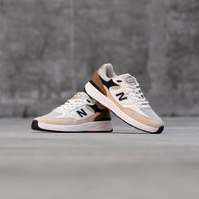 Cargar imagen en el visor de la galería, NEW BALANCE NUMERIC NM933 ONE
