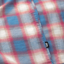 Cargar imagen en el visor de la galería, STÜSSY Beach Ombre Plaid Shirt
