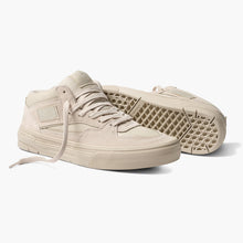 Cargar imagen en el visor de la galería, VANS SKATE HALF CAB WAFFLECUP - ATIBA
