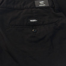 Cargar imagen en el visor de la galería, VANS Skate Authentic Chino
